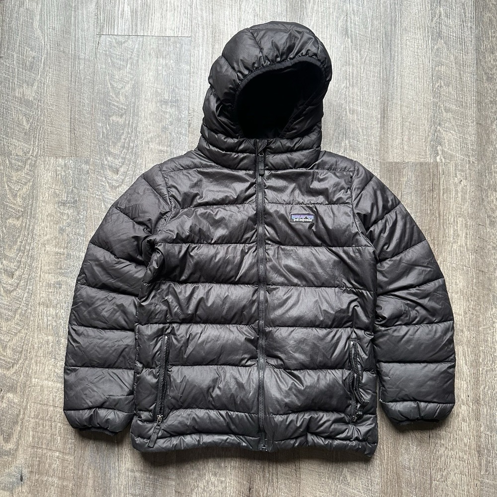 Patagonia kids' Hi-Loft Down Sweater Hoody,, Size M Youth Puffer Black